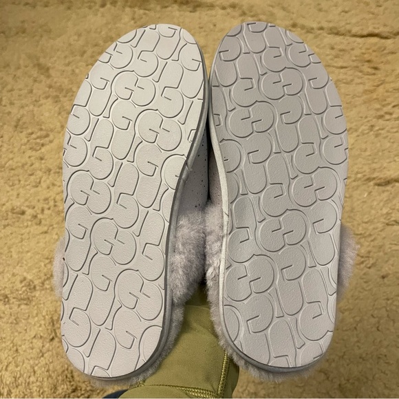🎉HP🎉 BNWOT Ugg Women’s Scuffette II Metallic Spots - Picture 8 of 8